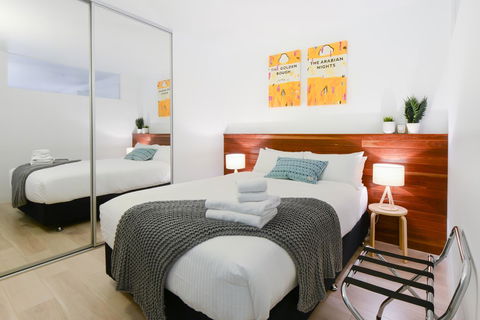 Canvas Suites On Russell Place - Sydneys Hotel 8