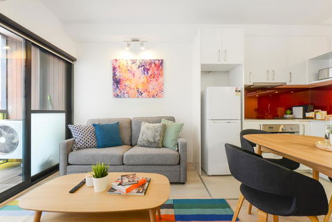Canvas Suites On Russell Place - Sydneys Hotel 32