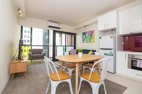 Canvas Suites On Russell Place - Sydneys Hotel 4