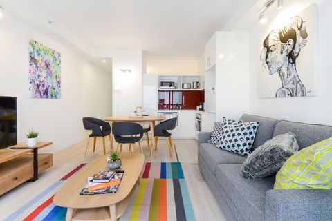 Canvas Suites On Russell Place - Sydneys Hotel 11