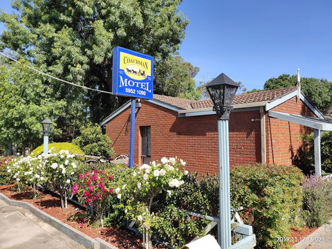 Coachman Motel And Holiday Units - Sydneys Hotel 9