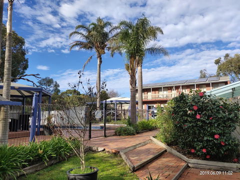 Coachman Motel And Holiday Units - Sydneys Hotel 14