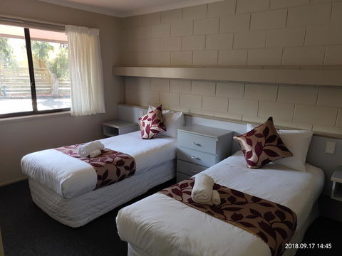 Coachman Motel And Holiday Units - Sydneys Hotel 34