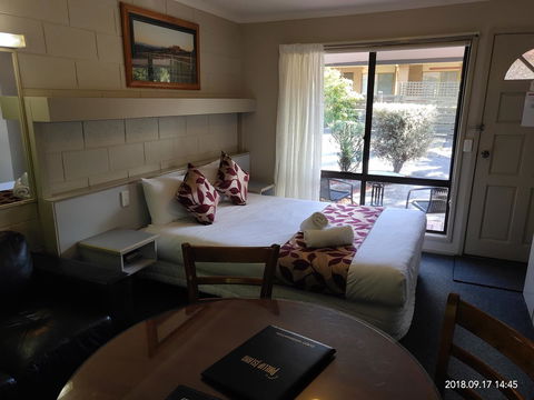 Coachman Motel And Holiday Units - Sydneys Hotel 35