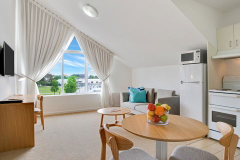 Aligned Corporate Residences Williamstown - Sydneys Hotel 10