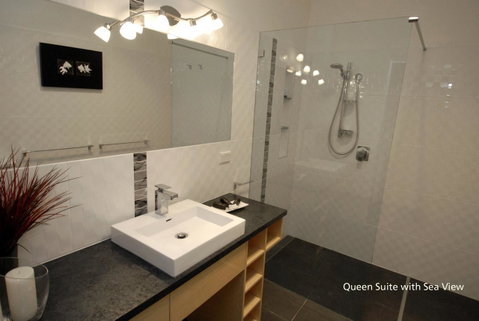 Seascape Accommodation - Sydneys Hotel 6