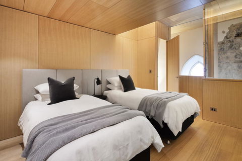 Converted Blue Stone Church - Sydneys Hotel 20