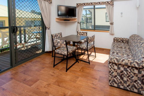 BIG4 Whiters Holiday Village - Sydneys Hotel 34