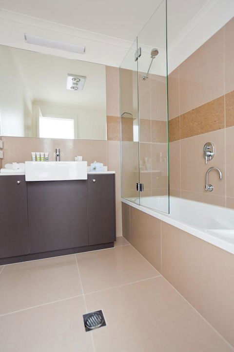 Bairnsdale International - Sydneys Hotel 4