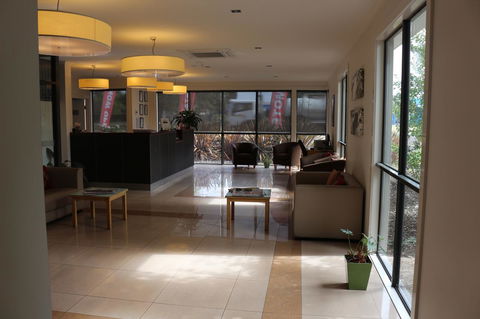 Bairnsdale International - Sydneys Hotel 18