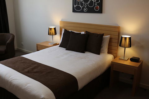 Bairnsdale International - Sydneys Hotel 35
