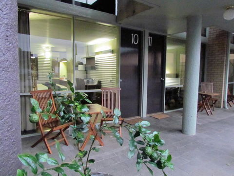 The Olive Tree Motel - Sydneys Hotel 8