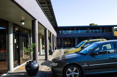 The Olive Tree Motel - Sydneys Hotel 23