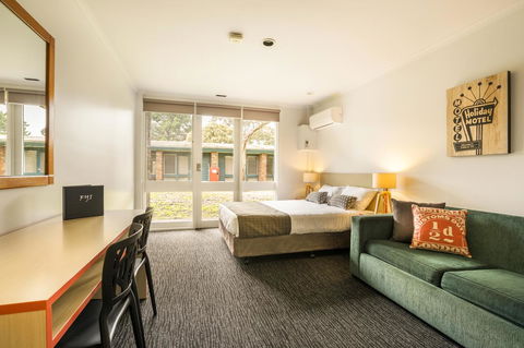 Burvale Hotel - Sydneys Hotel 7