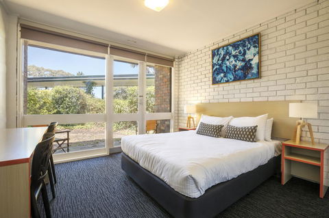 Burvale Hotel - Sydneys Hotel 5