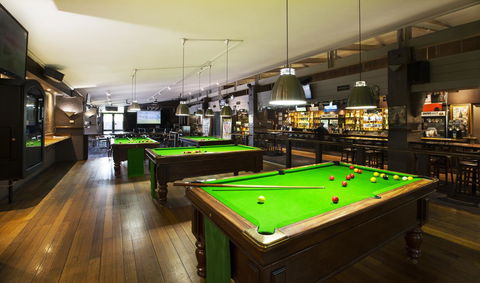 Burvale Hotel - Sydneys Hotel 21