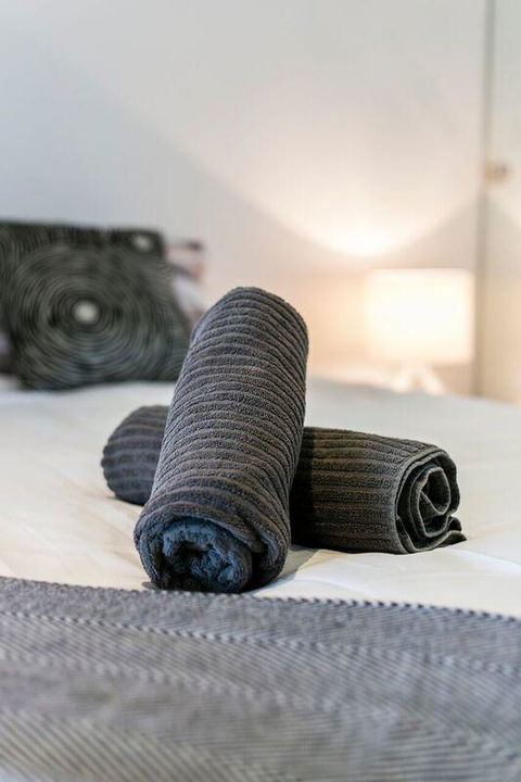 Complete Host The River Apartments - Sydneys Hotel 9
