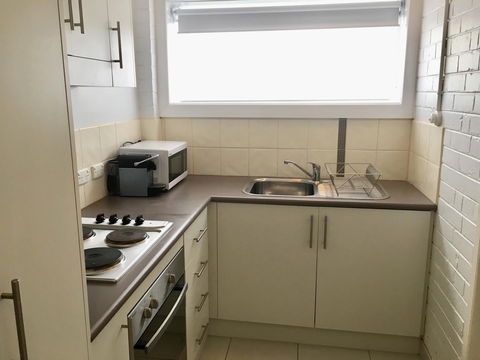 The Wheelhouse - 2BR Waterfront Apt In Town - Sydneys Hotel 11