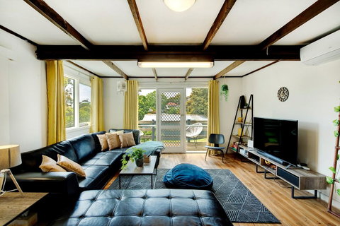 Jettycove Beach House - Sydneys Hotel 0