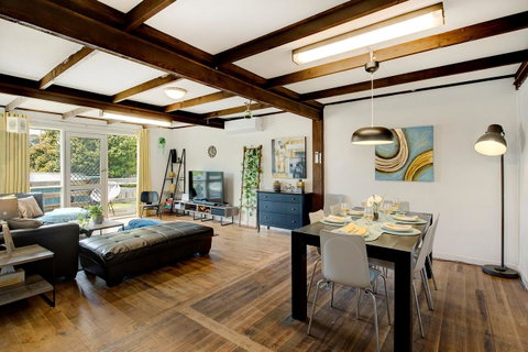 Jettycove Beach House - Sydneys Hotel 3