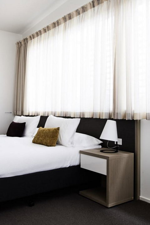 Quarters At Flinders Hotel - Sydneys Hotel 14