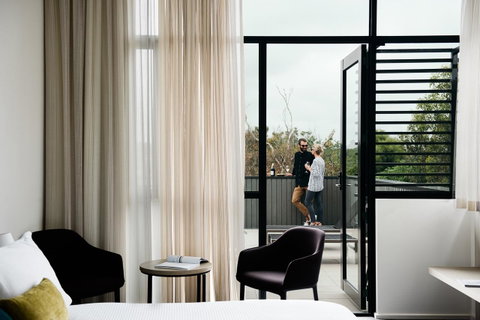 Quarters At Flinders Hotel - Sydneys Hotel 7