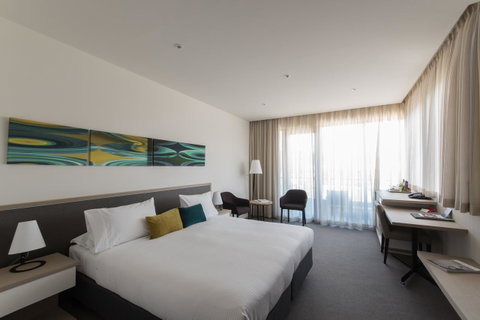 Quarters At Flinders Hotel - Sydneys Hotel 2