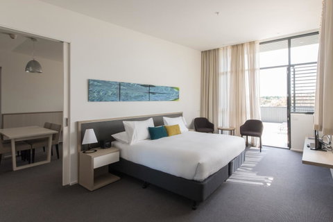 Quarters At Flinders Hotel - Sydneys Hotel 3