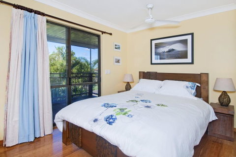 THE BOARDROOM ON BANKSIA - 11 Banksia Ave Bonny Hills - Sydneys Hotel 3