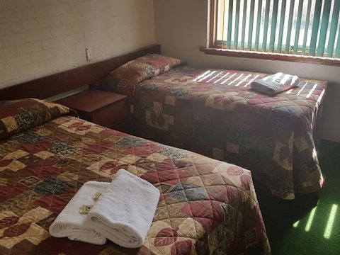 The Club Hotel - Sydneys Hotel 0