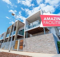 The Cove  New Port-Pool - Spa - Sauna - Gym  More - Sydneys Hotel