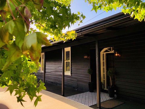 The Dudley Boutique Hotel - Sydneys Hotel 1