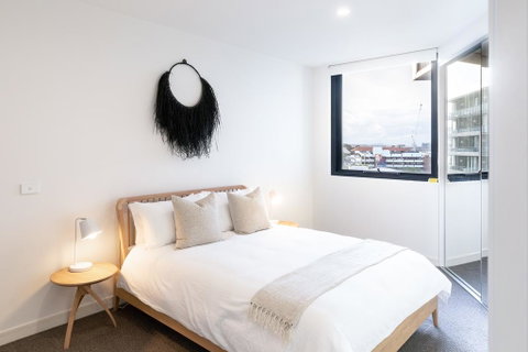 The Edge - Luxurious Waterfront Apartment - Sydneys Hotel 3