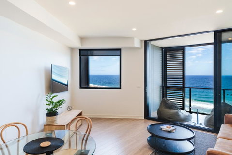 The Edge - Luxurious Waterfront Apartment - Sydneys Hotel 0