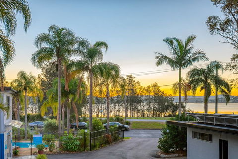 The Esplanade Motel - Sydneys Hotel 2