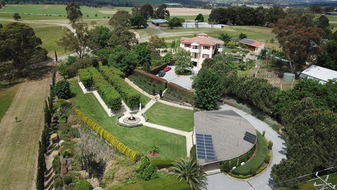 The Gatehouse At Villa Raedward - Sydneys Hotel 2