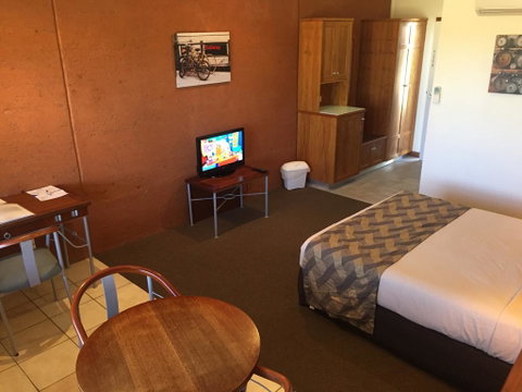The Gidgee Inn - Sydneys Hotel 2