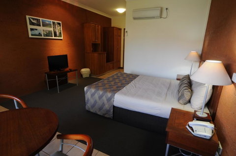 The Gidgee Inn - Sydneys Hotel 3