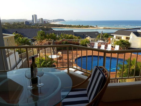The Hill Apartments Currumbin Beach - Sydneys Hotel 3
