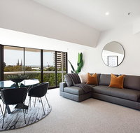 THE HYDEAWAY-LUXE HYDE PARK CITY APARTMENT-hosted by LAbode Accommodation - Sydneys Hotel