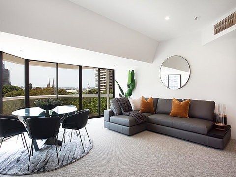 THE HYDEAWAY-LUXE HYDE PARK CITY APARTMENT-hosted By LAbode Accommodation - Sydneys Hotel 0