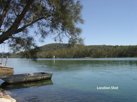 The Lake House - Lake Conjola - Sydneys Hotel 0