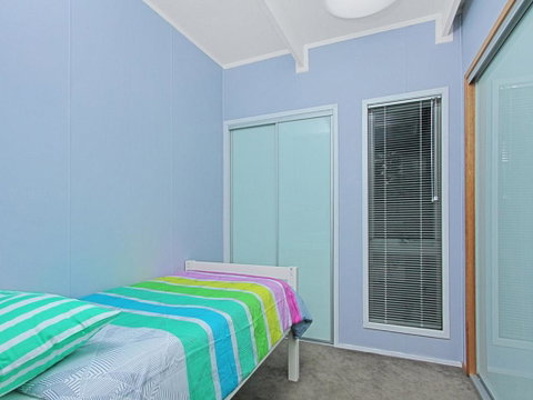 The Lake House - Lake Conjola - Sydneys Hotel 1