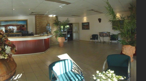 The Lodge Motel - Sydneys Hotel 3