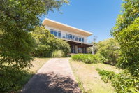 Book Mount Martha Accommodation Vacations Sydneys Hotel Sydneys Hotel