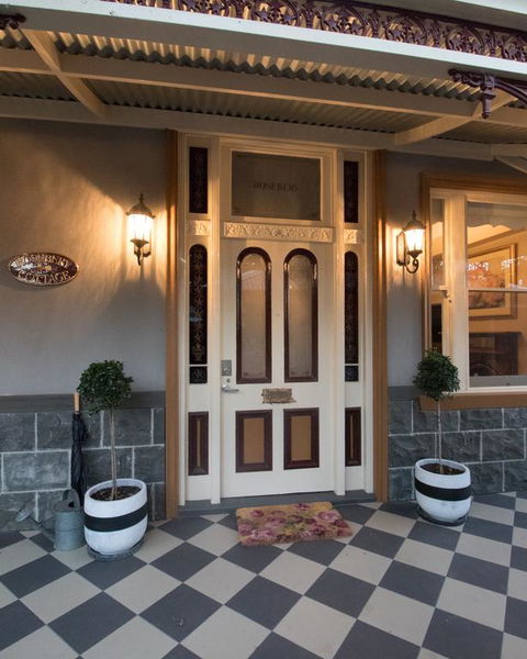 The Oaks Lilydale Accommodation - Sydneys Hotel 3