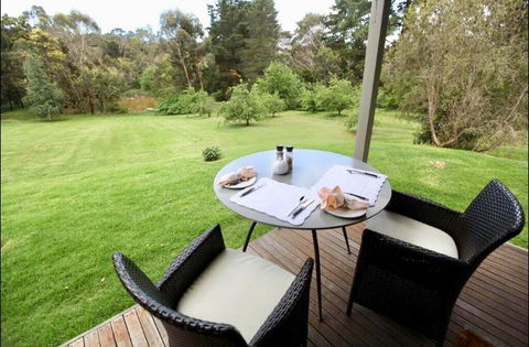 The Orchard Luxury Accommodation - Sydneys Hotel 1