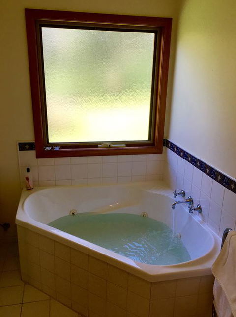 The Orchard Luxury Accommodation - Sydneys Hotel 3