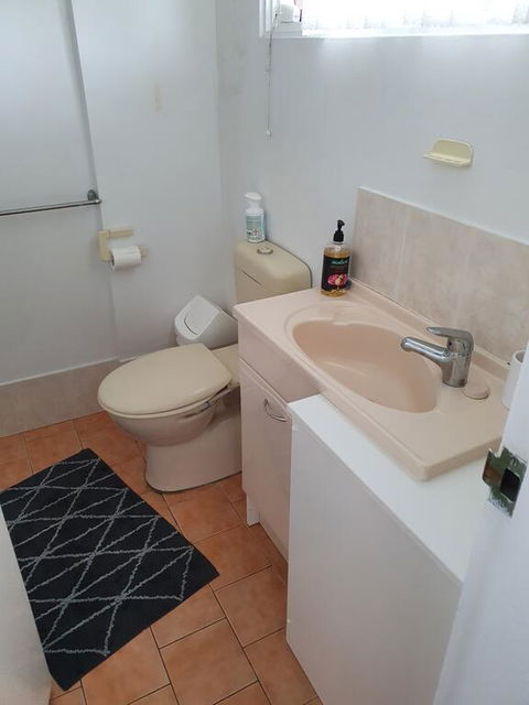 The Pines, Manning Point - Sydneys Hotel 1