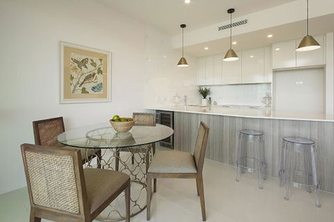 The Princess Bride - Executive 3BR Bulimba Apartment With Balcony In Central Location - Sydneys Hotel 2